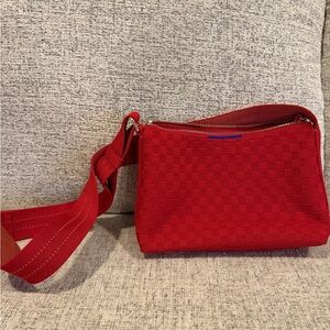 Rothy’s The Casual Crossbody in Red Crisp Basketweave